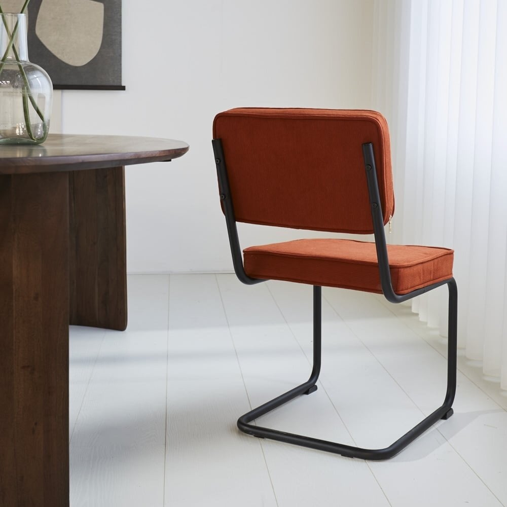 Rib chair rust