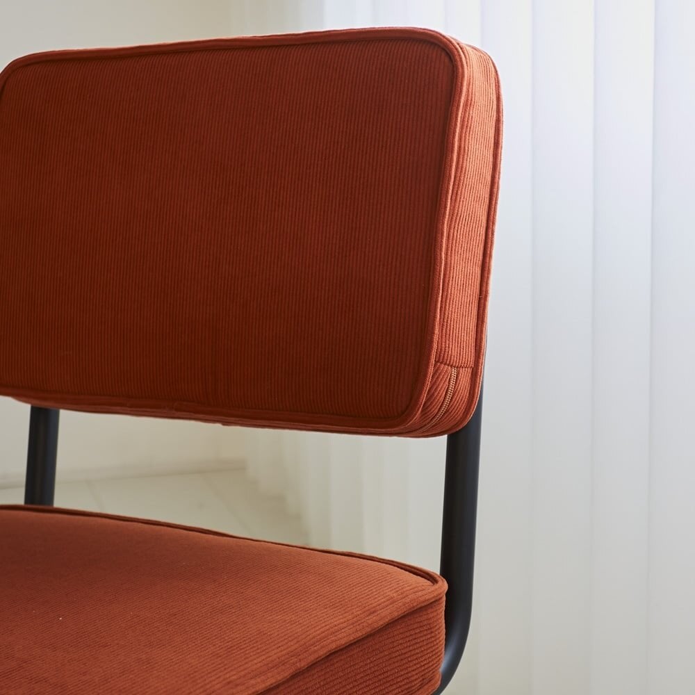 Rib chair rust