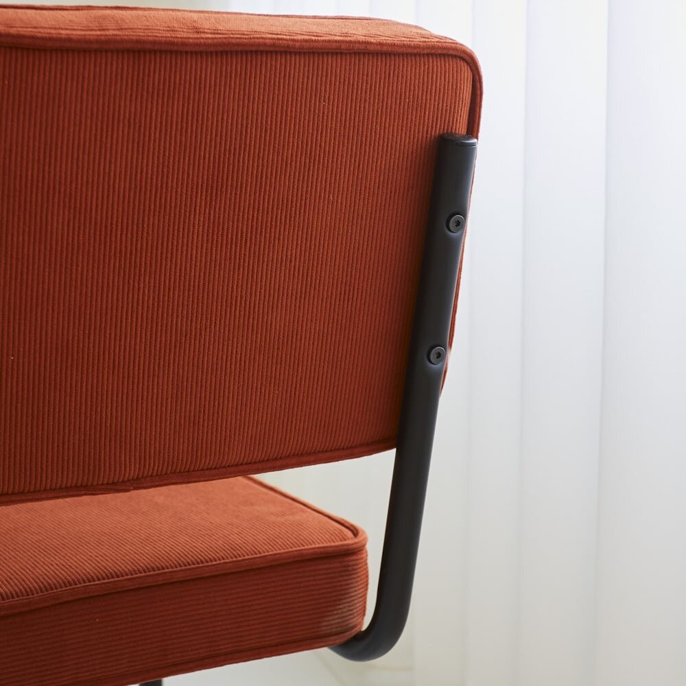 Rib chair rust